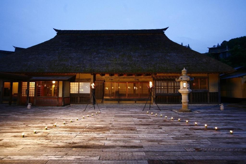 Hatago Higashiagatsuma Экстерьер фото
